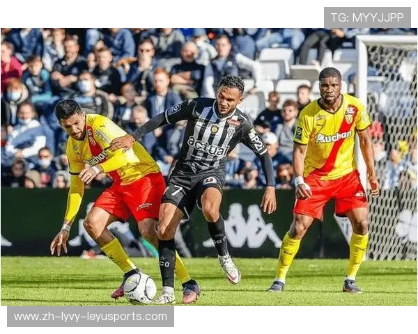 法甲主教练分析专栏:战术理念与换人策略大揭密 法甲主教练分析专栏:战术理念与换人策略大揭密